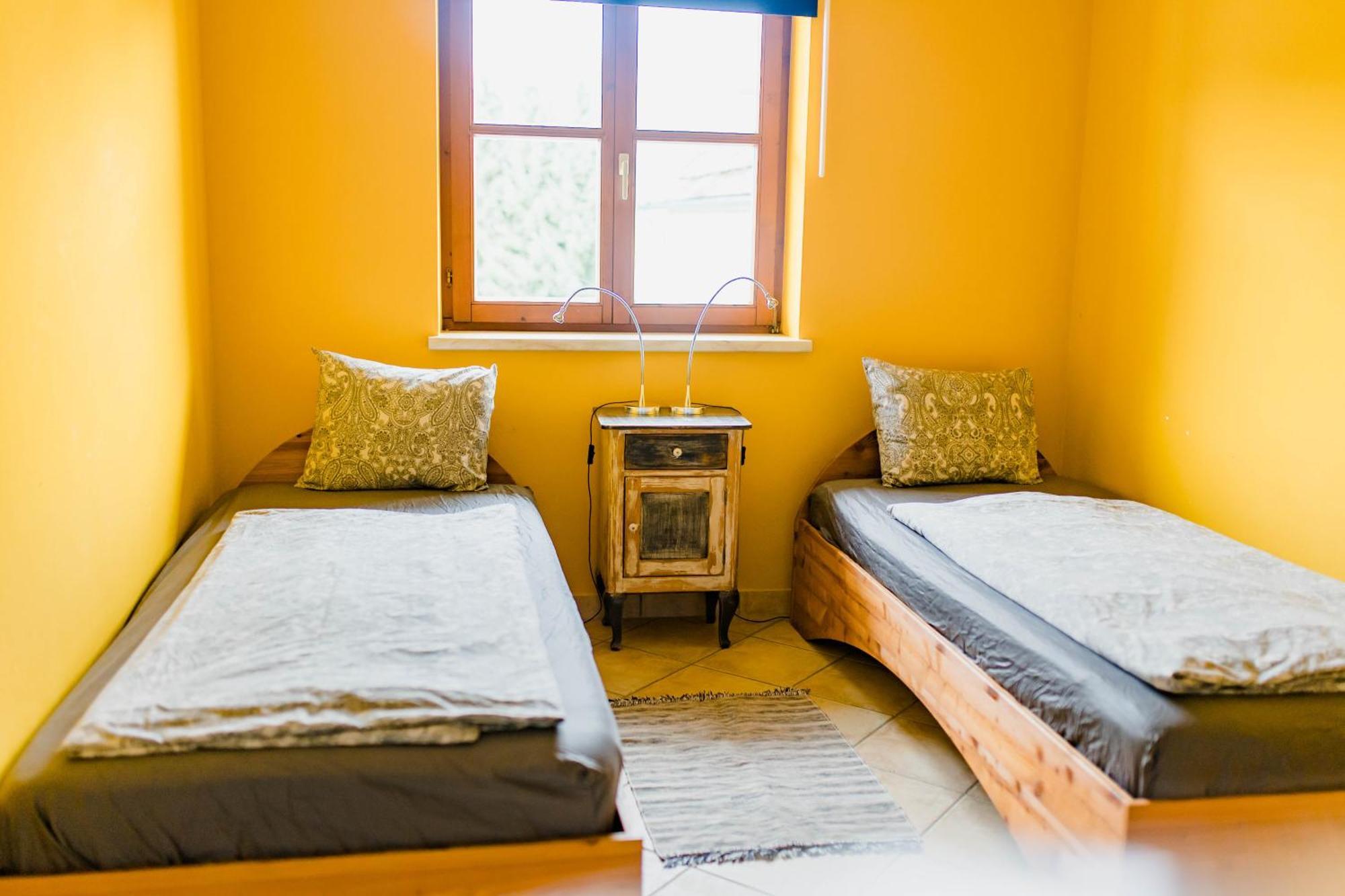 Tauglerei Appartement Enzian In Den Zauberbergen Sankt Koloman Eksteriør bilde